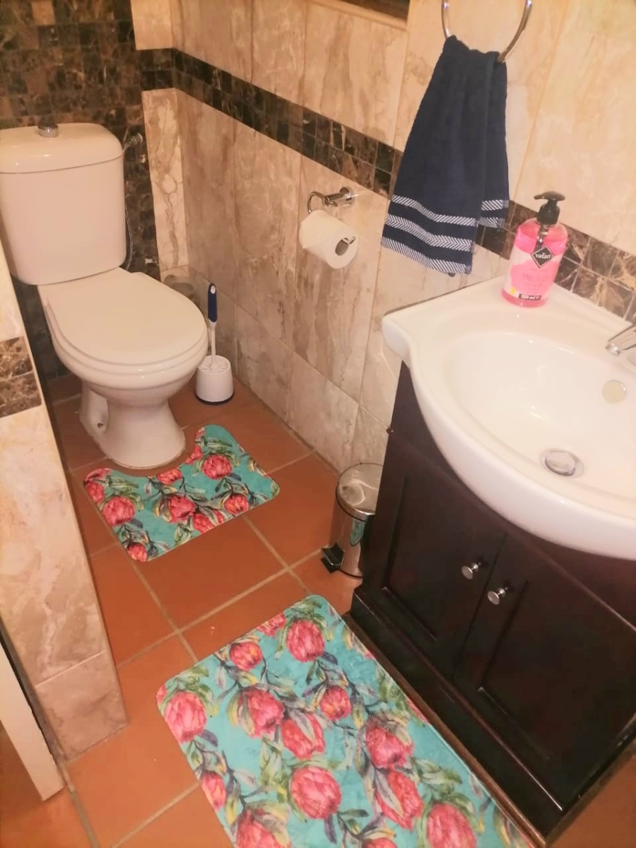 4 Bedroom Property for Sale in River Lodge Estate Free State